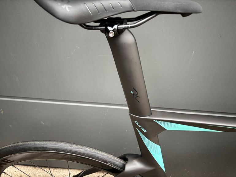 Used Bianchi Oltre PRO SHIMANO ULTEGRA DI2 2025 2025 Road & Gravel, Schwarz — image 9 of 17
