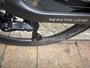 Used Bianchi Oltre PRO SHIMANO ULTEGRA DI2 2025 2025 Road & Gravel, Schwarz — image 8 of 17