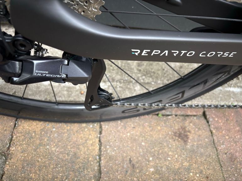 Used Bianchi Oltre PRO SHIMANO ULTEGRA DI2 2025 2025 Road & Gravel, Schwarz — image 8 of 17
