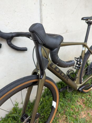 Used Look 765 SRAM Rival eTap AXS 2025 Road & Gravel, Green — image 9 of 13