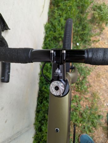 Used Look 765 SRAM Rival eTap AXS 2025 Road & Gravel, Green — image 10 of 13