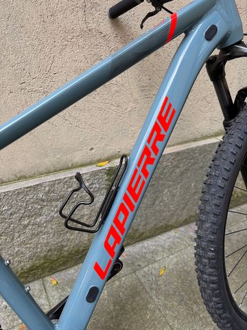 Used Lapierre Edge 9.9 2023 2023 Mountainbike, Light Gray, 29 — image 2 of 13