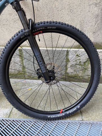 Used Lapierre Edge 9.9 2023 2023 Mountainbike, Light Gray, 29 — image 4 of 13