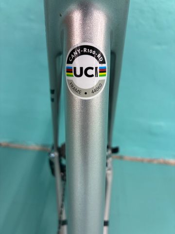 Used Canyon Ultimate CFR eTap 2023 2023 Road & Gravel, Light Gray — image 4 of 5