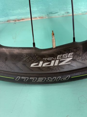 Used Canyon Ultimate CFR eTap 2023 2023 Road & Gravel, Light Gray — image 5 of 5