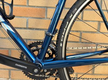 Used Trek Domane AL 2 Rim 2024 2024 Road & Gravel — image 6 of 8