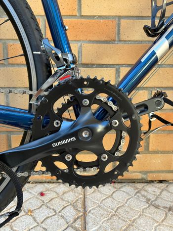 Used Trek Domane AL 2 Rim 2024 2024 Road & Gravel — image 8 of 8