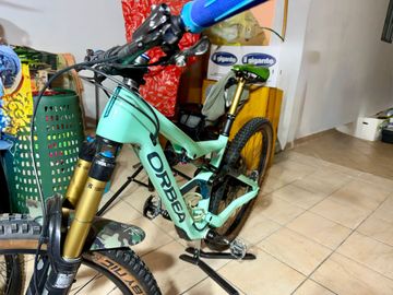 Used Orbea OCCAM M30 2022 2022 Mountainbike, Green, 29 — image 5 of 14