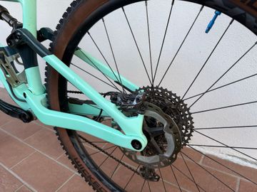 Used Orbea OCCAM M30 2022 2022 Mountainbike, Green, 29 — image 10 of 14