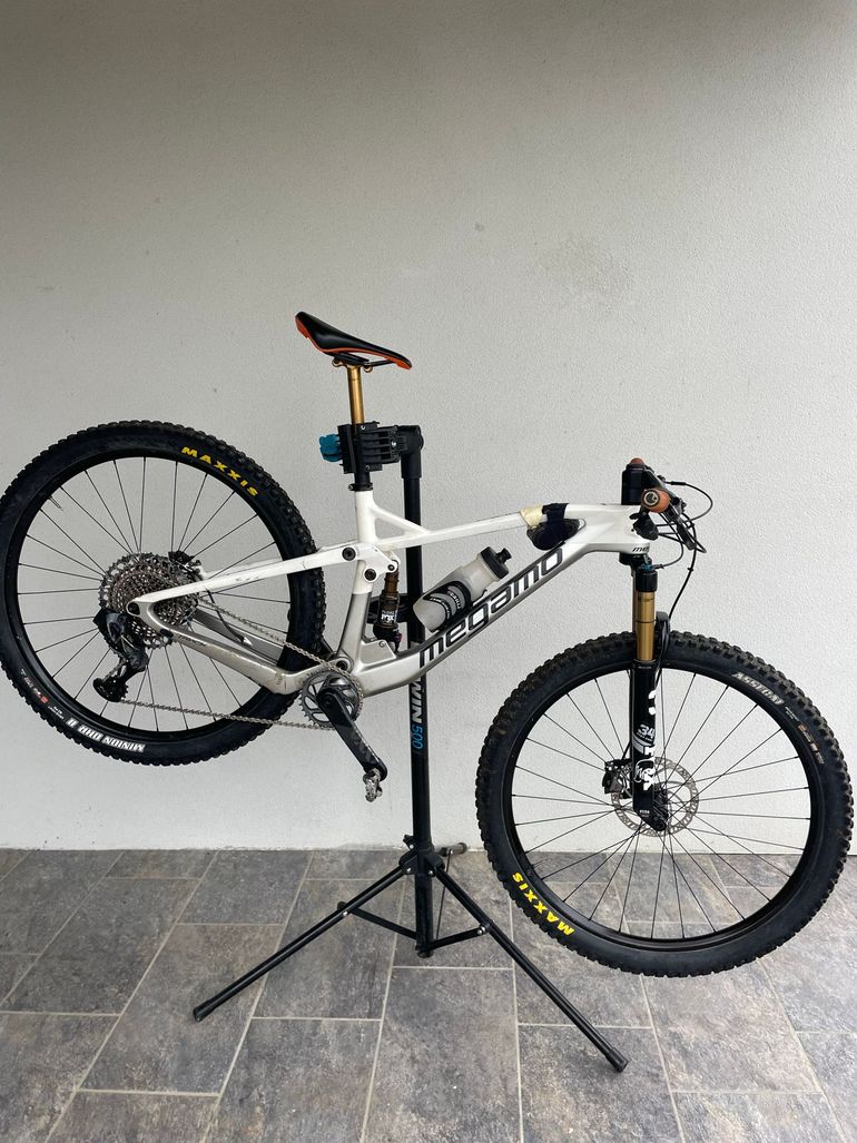 Used Megamo TRACK R120 10 LTD 2022 2022 Mountainbike — image 1 of 11