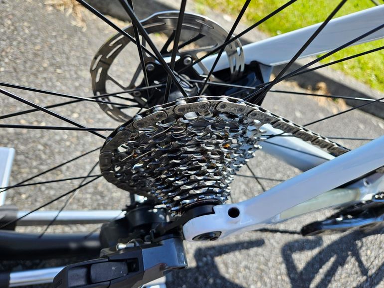 Used BMC Timemachine 01 DISC TWO 2023 2023 Road & Gravel, White — image 10 of 12