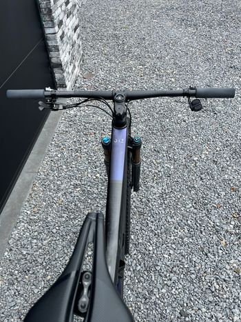 Used Orbea OIZ M-TEAM AXS 2025 2025 Mountainbike, Violett, 29 — image 5 of 12