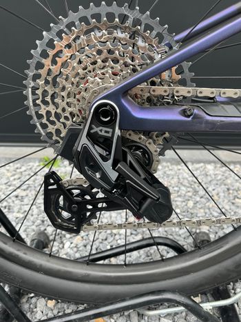Used Orbea OIZ M-TEAM AXS 2025 2025 Mountainbike, Violett, 29 — image 12 of 12