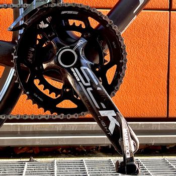 Used Specialized Specialized Roubaix SL4 Elite Disk 2015 Road & Gravel — image 9 of 14