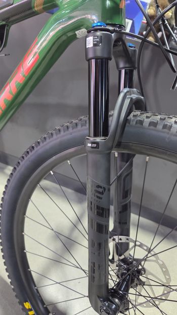 Used Lapierre XR 5.9 2025 2025 Mountainbike, Verde — image 4 of 6