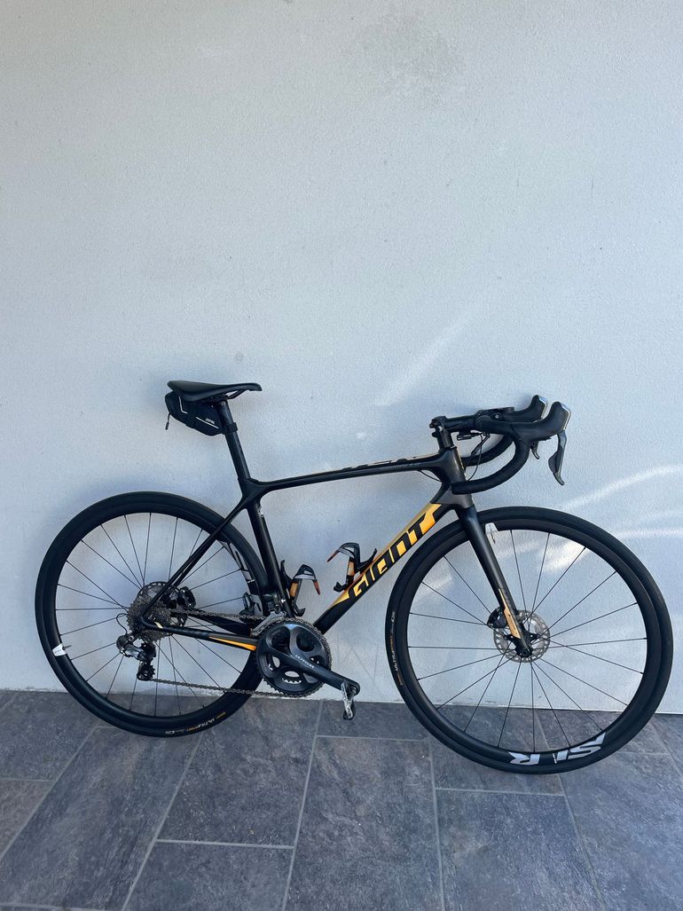 Used Giant TCR Advanced Pro 0 Disc 2018 2018 Road & Gravel — image 3 of 6
