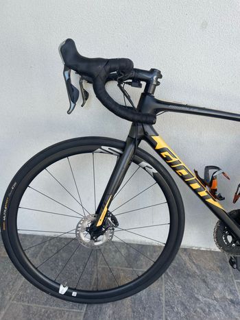Used Giant TCR Advanced Pro 0 Disc 2018 2018 Road & Gravel — image 6 of 6