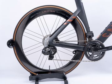Gebrauchtes Canyon Aeroad CFR WRL 2024 2024 Road & Gravel, Schwarz — Bild 10 von 14