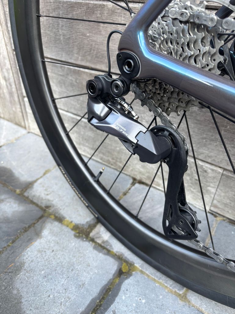 Used Giant TCR Advanced Pro 0 Di2 2025 2025 Road & Gravel — image 9 of 11