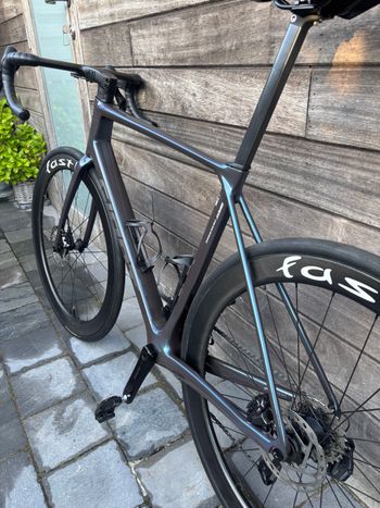 Used Giant TCR Advanced Pro 0 Di2 2025 2025 Road & Gravel — image 11 of 11