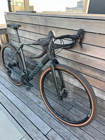 Used Canyon Grail CF SL 7 2023 2023 Road & Gravel, Black — image 5 of 10