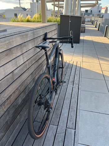 Used Canyon Grail CF SL 7 2023 2023 Road & Gravel, Black — image 8 of 10
