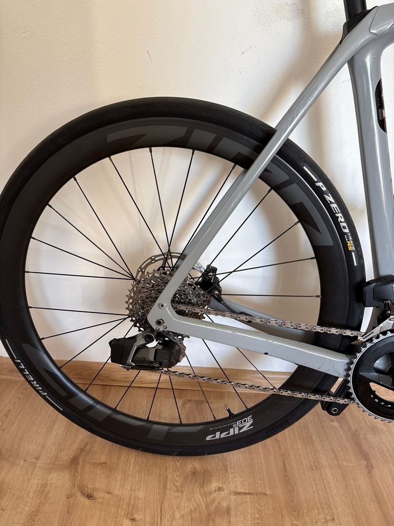 Used Trek Domane SL 6 AXS Gen 4 2024 2024 Road & Gravel — image 6 of 11