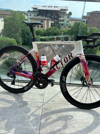 Used Factor Ostro Frameset 2025 Road & Gravel, Weiß — image 2 of 4
