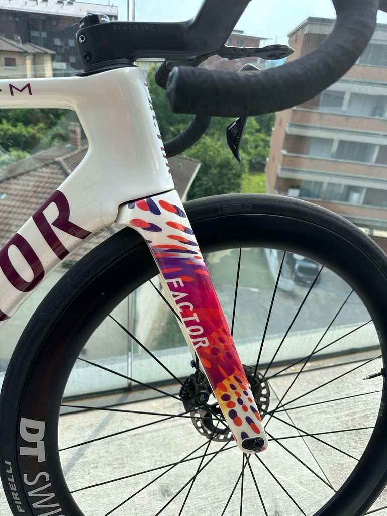 Used Factor Ostro Frameset 2025 Road & Gravel, Weiß — image 3 of 4