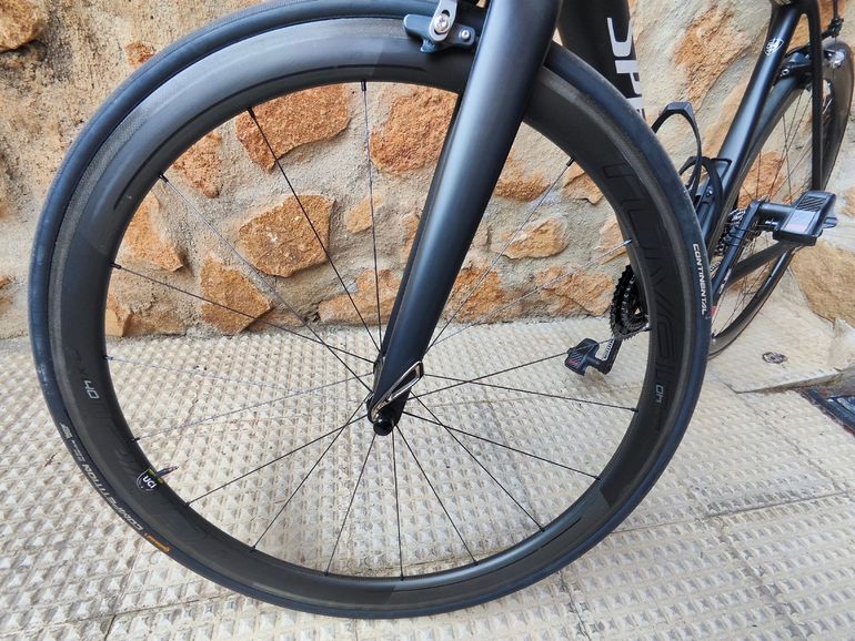 Used Specialized Tarmac Shimano Ultegra Di2 2016 Road & Gravel — image 22 of 30