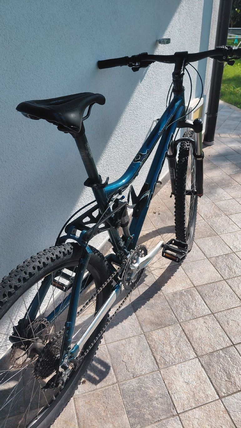 Used Kona Kona Custom Shimano Deore 2009 Mountainbike, Verde — image 3 of 10
