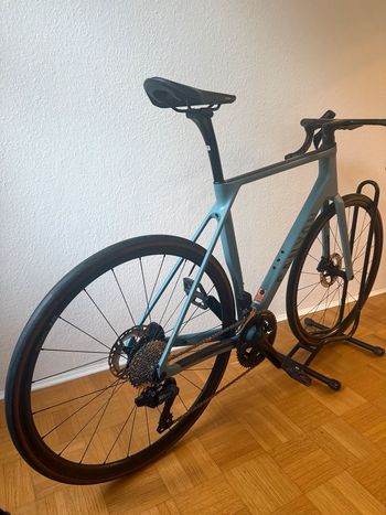 Used Canyon Endurace CF SLX 7 Di2 2023 2023 Road & Gravel, Blue — image 4 of 7