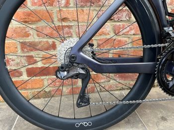 Used Orbea ORCA AERO M20iLTD 2025 2025 Road & Gravel, Light Gray — image 5 of 10