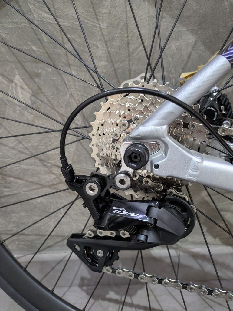 Used Orbea GAIN D30 2024 2024 Road & Gravel, Light Gray — image 3 of 6
