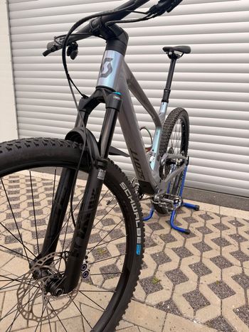 Used Scott Spark 920 TR 2024 2024 Mountainbike, Light Gray, 29 — image 2 of 8