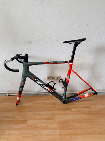 Used Wilier RAVE SLR 2023 Frameset 2023 Road & Gravel, Green — image 8 of 10