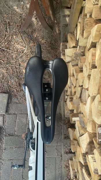 Used Canyon Ultimate CF SLX 8 Disc eTap 2021 2021 Road & Gravel — image 6 of 11