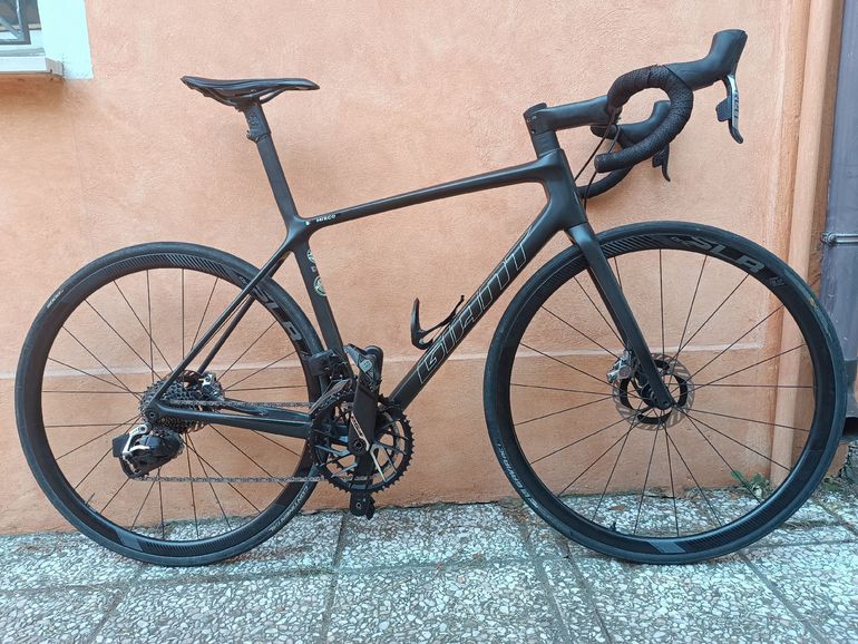 Used Giant TCR Advanced SL 0 Disc 2021 2021 Road & Gravel, Schwarz — image 1 of 3