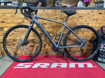 Used Giant ToughRoad SLR GX 1 2019 2019 Road & Gravel, Light Gray — image 2 of 8