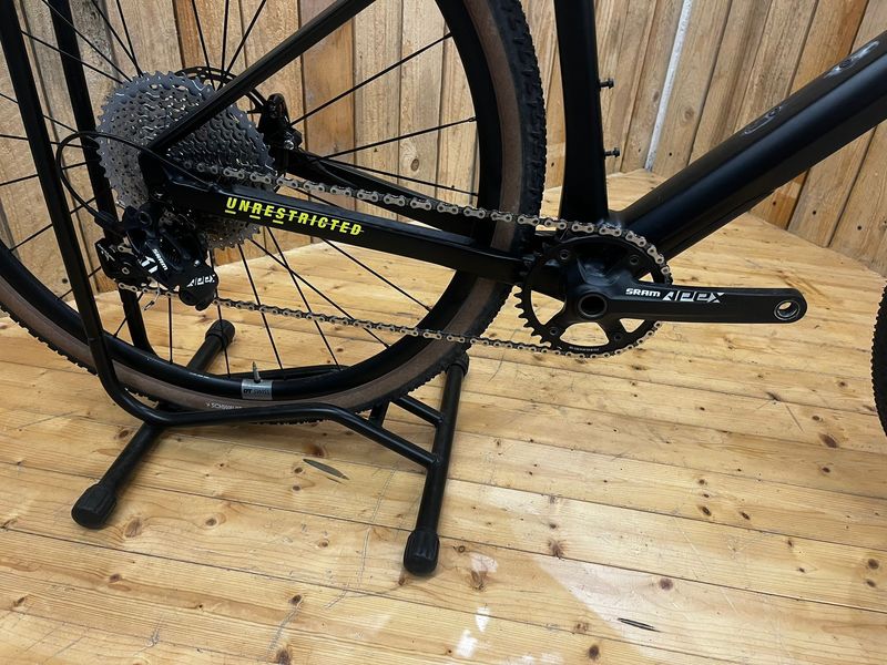 Used BMC URS ONE 2021 2021 Road & Gravel, Black — image 2 of 3