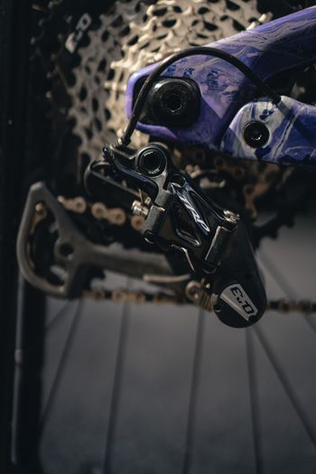 Used Rocky Mountain Altitude Carbon 70 2021 2021 Mountainbike, Purple, 27.5, 29 — image 7 of 26