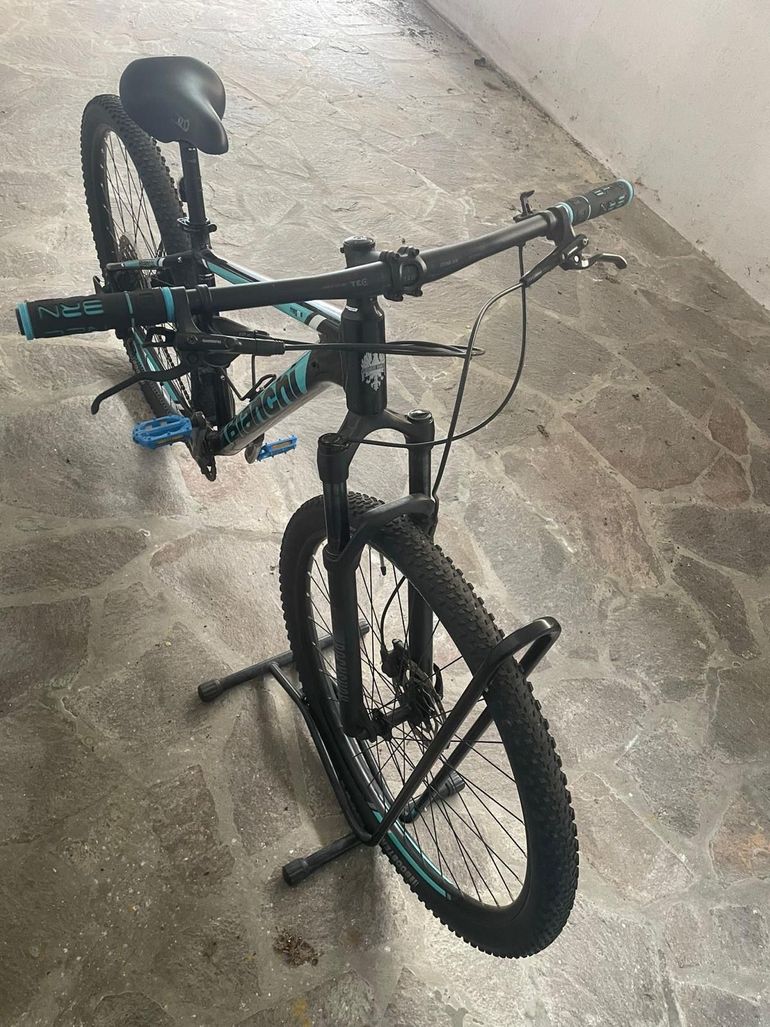 Used Bianchi Magma 9.1 – Deore 2021 2021 Mountainbike, Schwarz, 29 — image 4 of 14