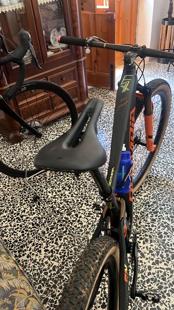 Used Olympia F1X 2023 Mountainbike, Blue — image 6 of 12