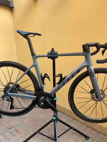 Used Scott Addict RC 15 2024 Frameset 2024 Road & Gravel, Light Gray — image 2 of 4
