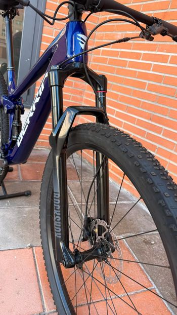 Used Berria Mako Shimano SLX 2024 Mountainbike, Azul — image 5 of 9