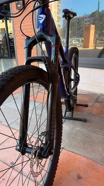Gebrauchtes Berria Mako Shimano SLX 2024 Mountainbike, Blau — Bild 4 von 9