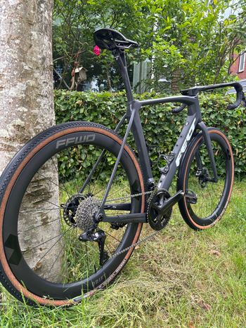 Used Felt BREED FRD UN1TD LE SRAM RED XPLOR AXS 2025 2025 Road & Gravel, Black — image 3 of 8