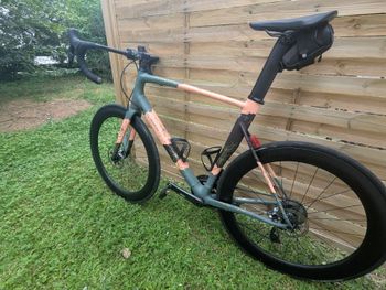 Used Specialized Specialized Custom SRAM Red eTap AXS 2021 Road & Gravel, Green — image 3 of 9