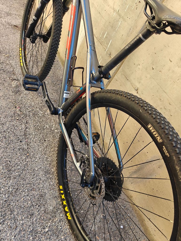 Used GT Zaskar Sport 9R 2017 2017 Mountainbike — image 6 of 6
