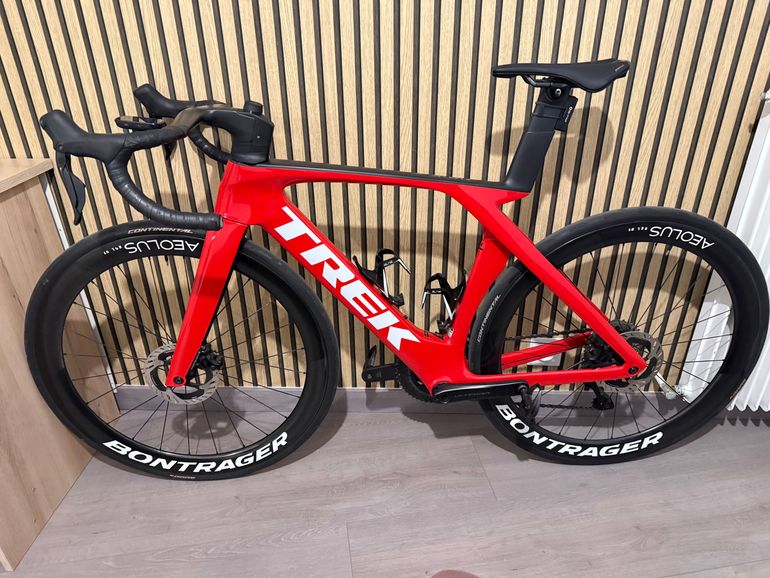 Used Trek Madone SLR 6 Gen 7 2024 2024 Road & Gravel, Rot — image 1 of 3